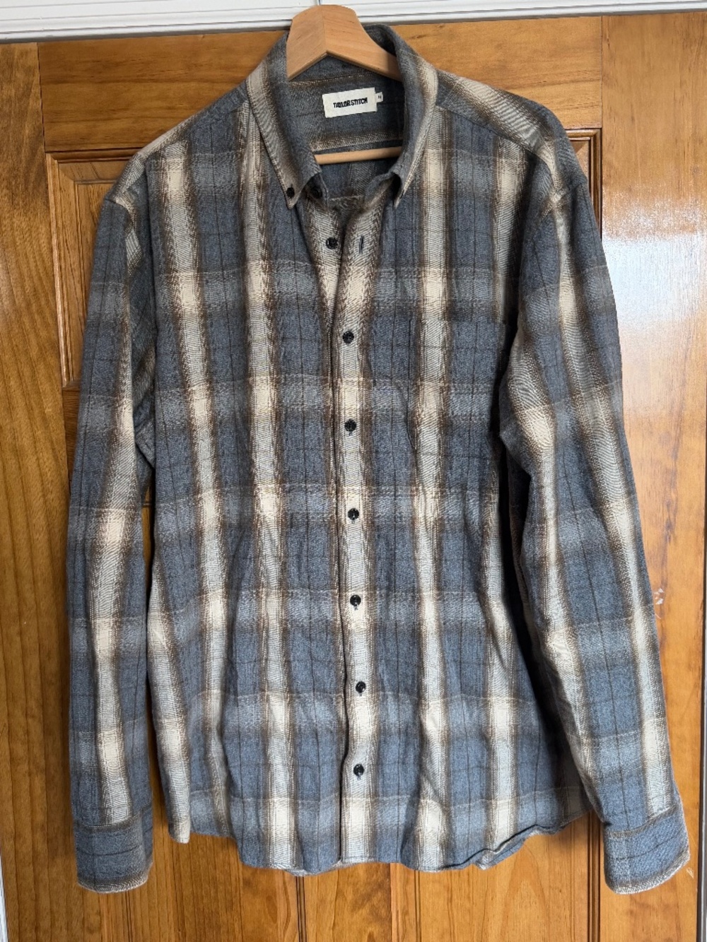 Taylor Stitch - The Jack - Men’s Button-Down Shirt - Heather Gray Plaid XL/44